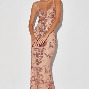 Lulu’s Rose Gold Sequin Mermaid Maxi ✨